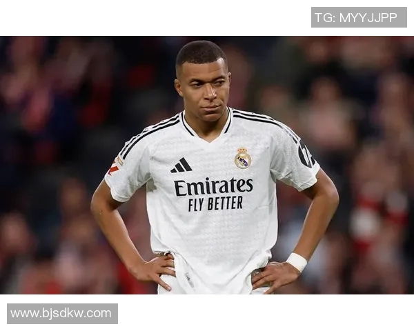 足球球星常抽的香烟品牌与吸烟习惯揭秘