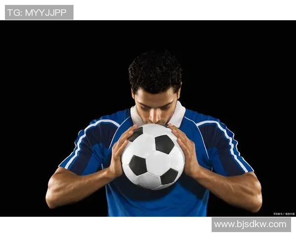 运动型足球球星的身形特征与运动表现之间的关系分析与探索